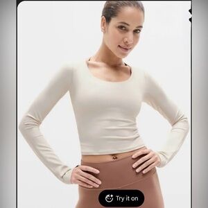 NWT! Athleta Transcend Top Longsleeve - Bone Size Medium